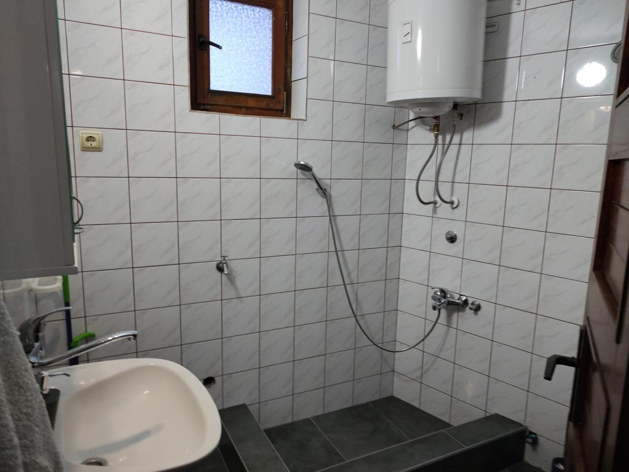 Stan Sremska Mitrovica Exterior foto